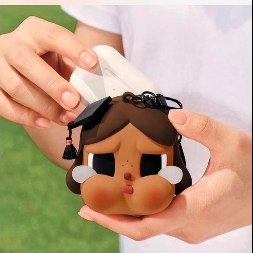 CRY BABY SUNSET CONCERT HEADPHONE CASE 🎧